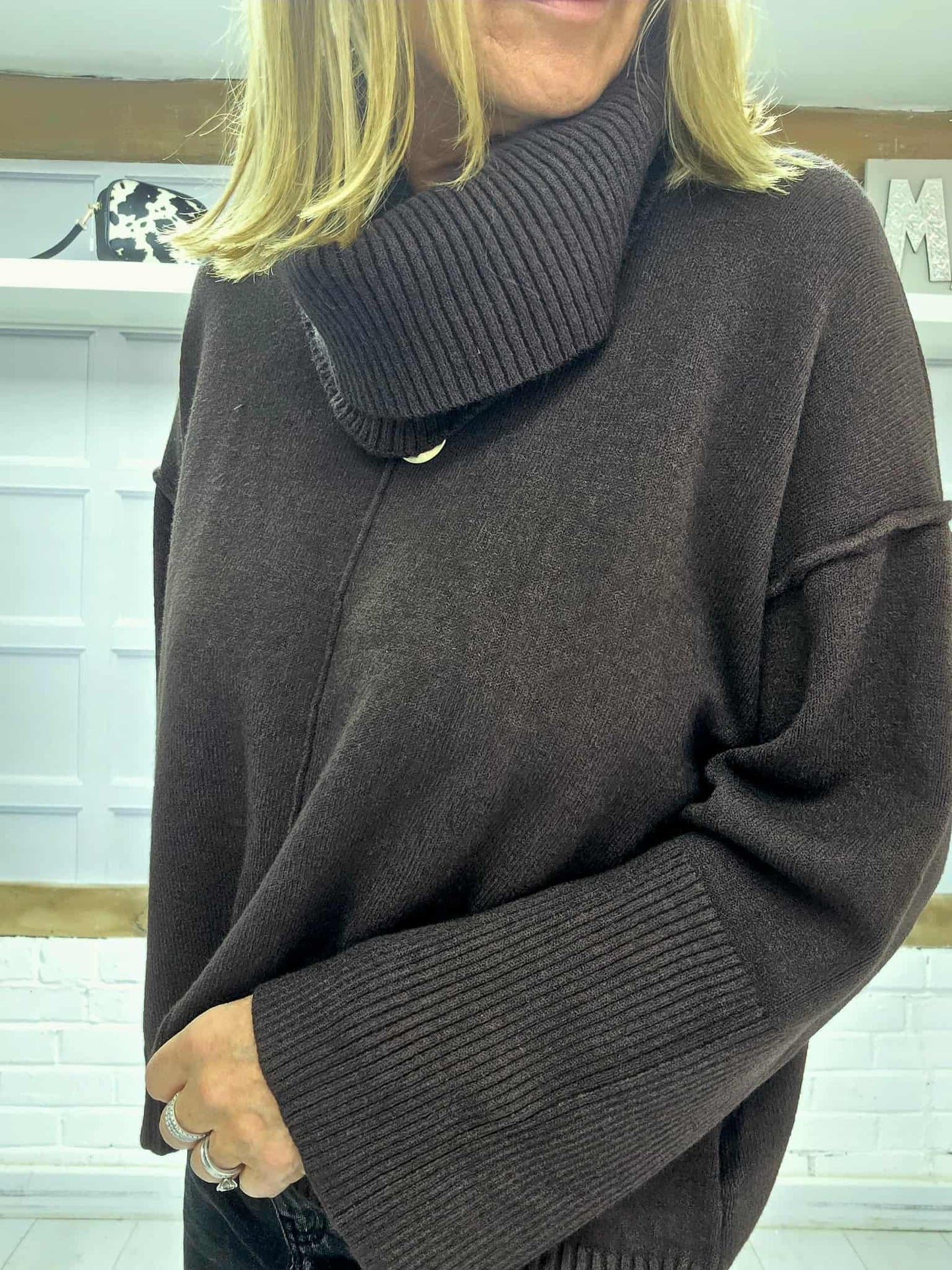 Beth (Detachable Snood)