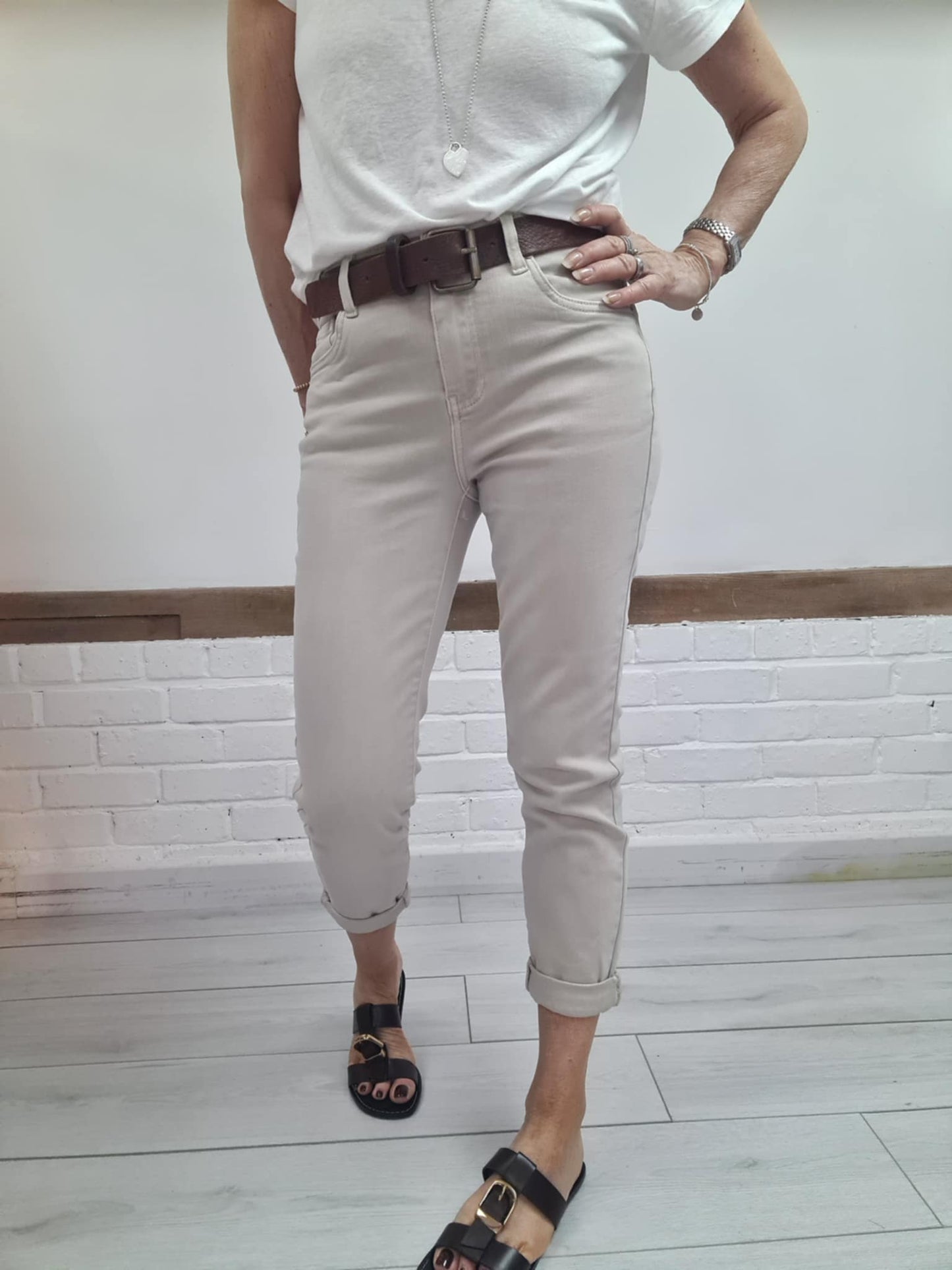 High Waisted Boyfriend Jeans Beige