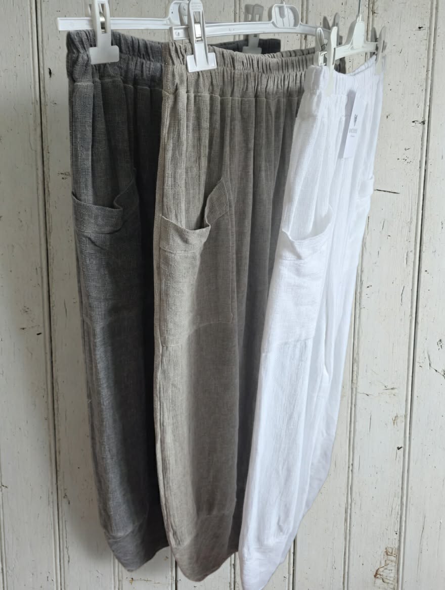 Barrel Linen Trousers