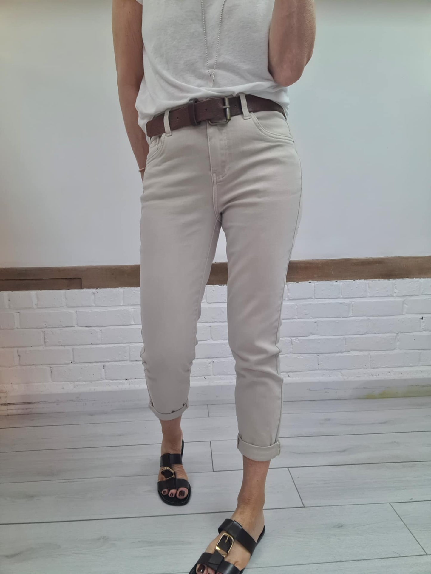 High Waisted Boyfriend Jeans Beige