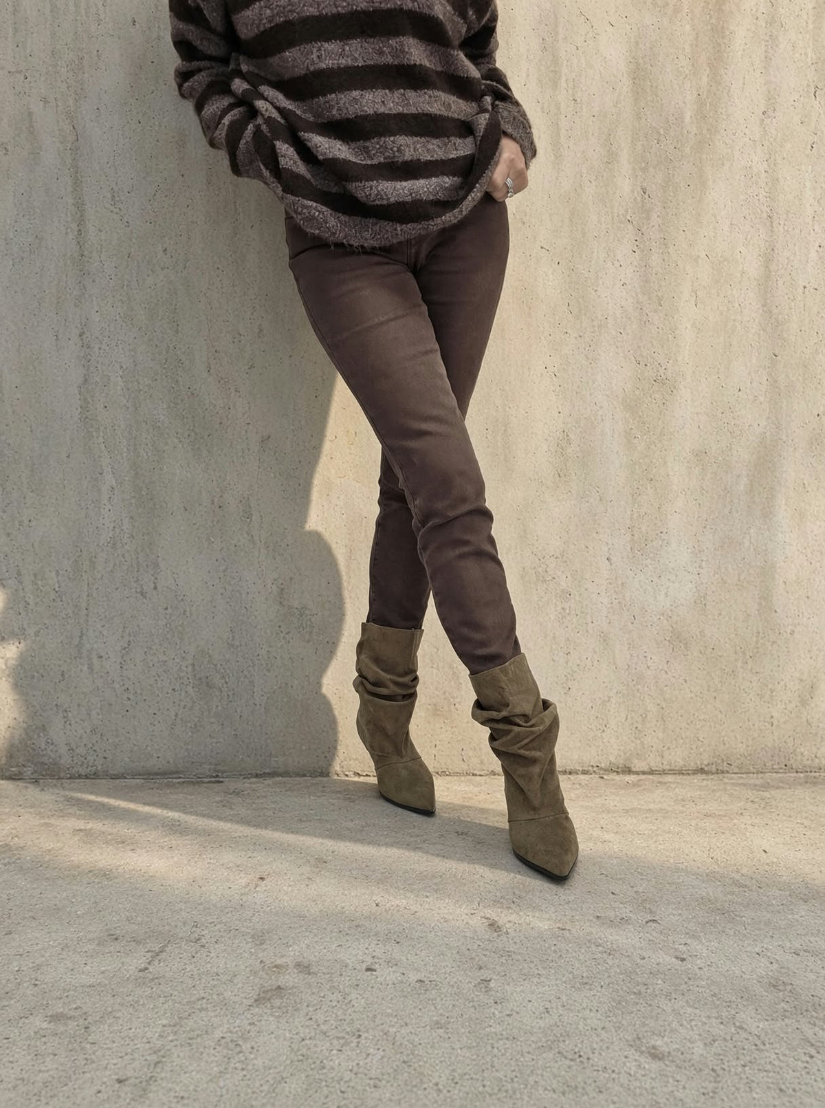 Chocolate Boyfriend Jeans