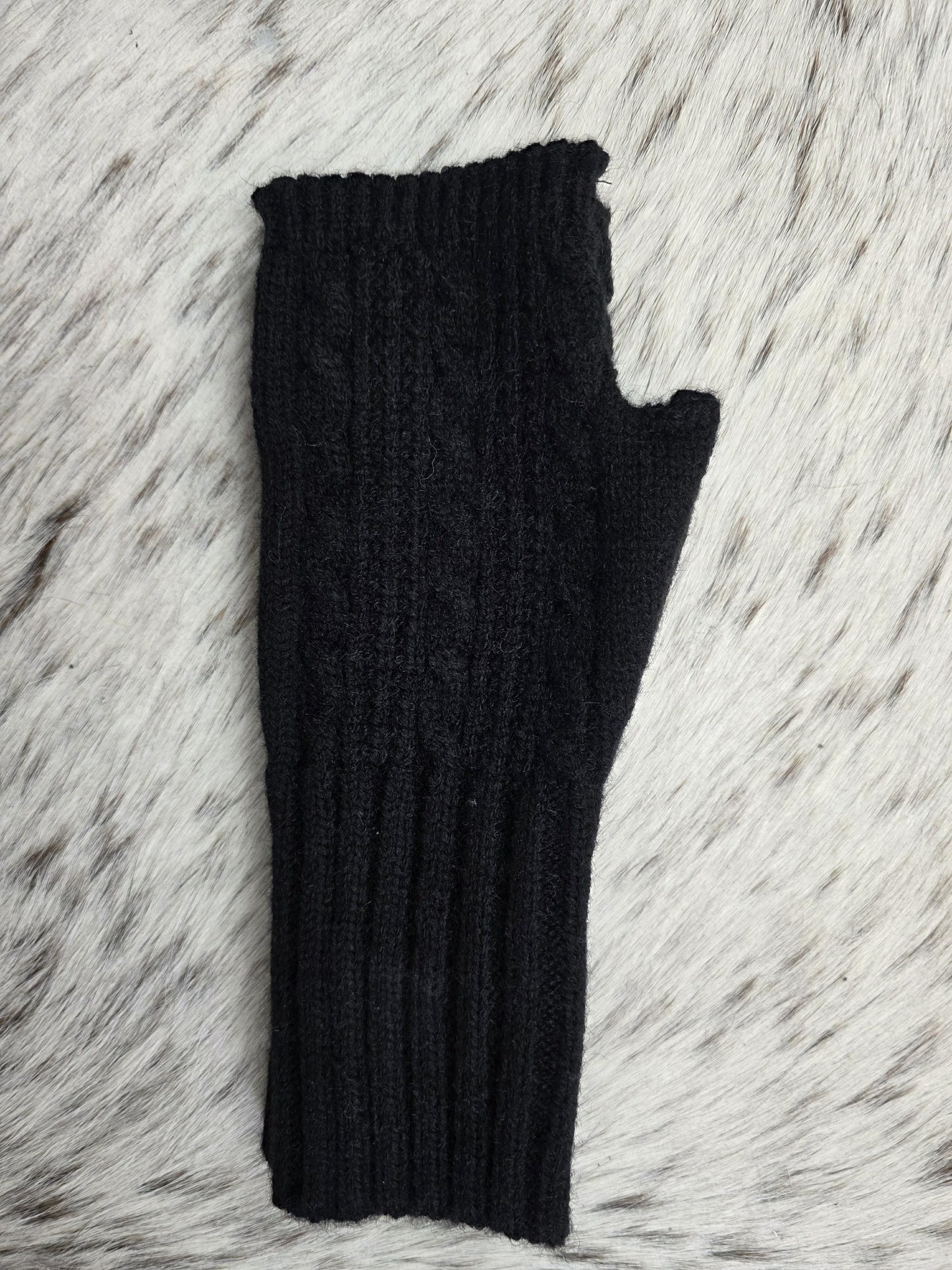 Fingerless Cable Knit Gloves