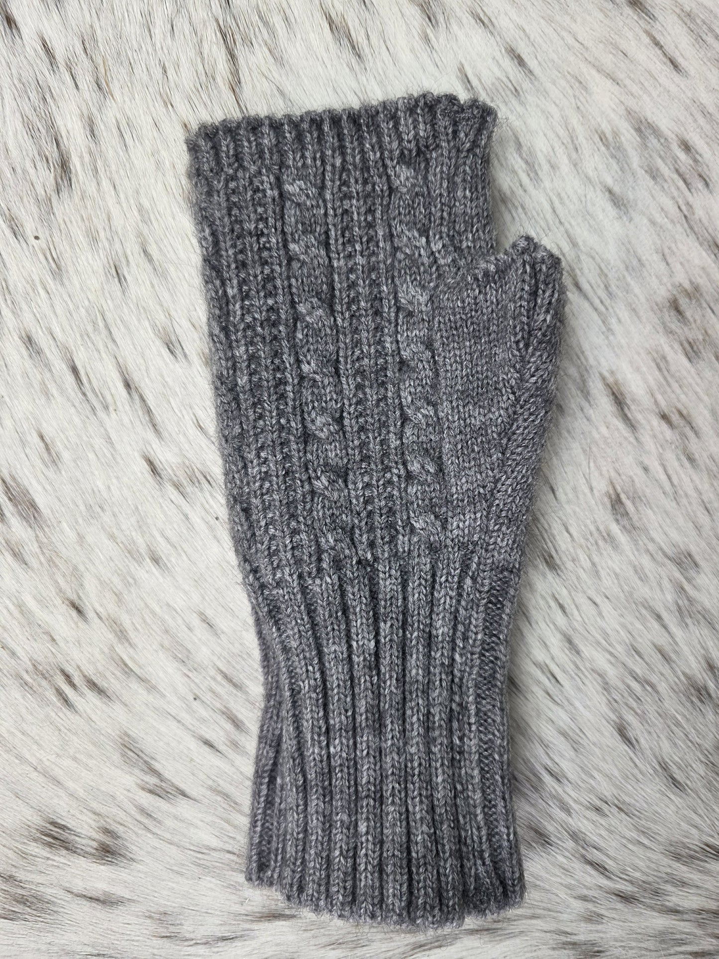 Fingerless Cable Knit Gloves