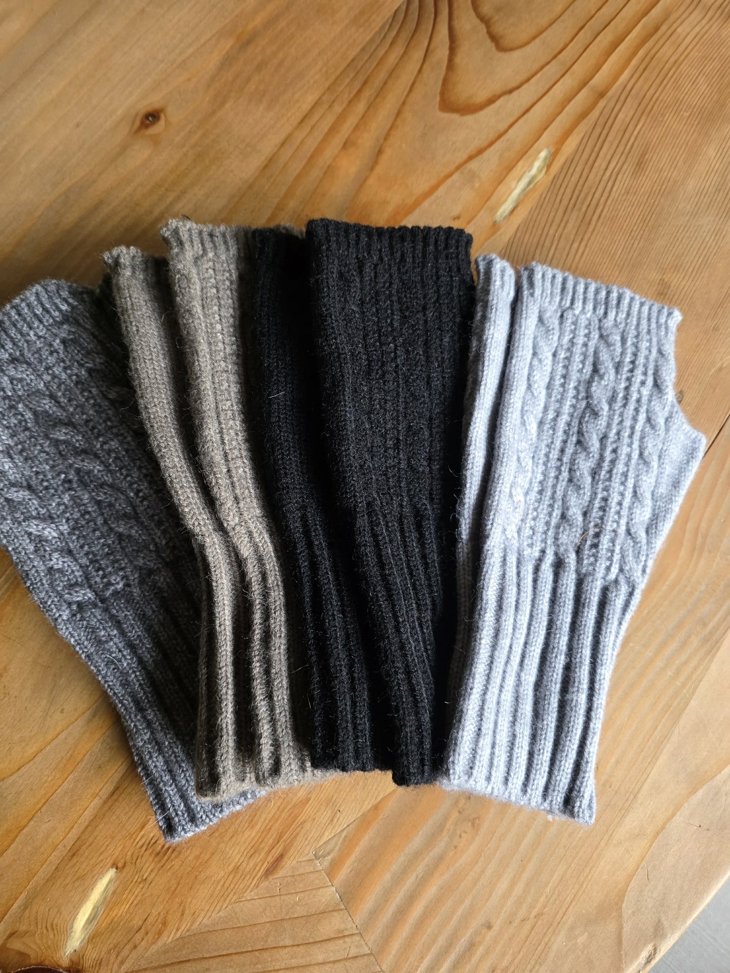 Fingerless Cable Knit Gloves
